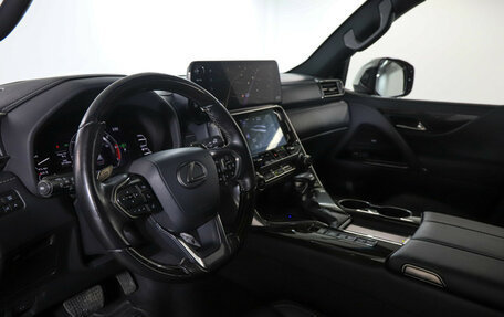 Lexus LX, 2023 год, 15 300 000 рублей, 13 фотография