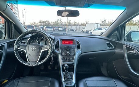 Opel Astra J, 2013 год, 820 000 рублей, 9 фотография
