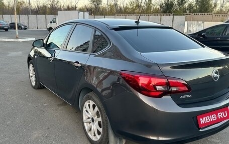 Opel Astra J, 2013 год, 820 000 рублей, 4 фотография
