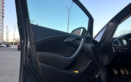 Opel Astra J, 2013 год, 820 000 рублей, 11 фотография