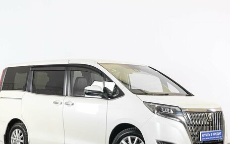 Toyota Esquire I, 2017 год, 2 399 000 рублей, 2 фотография