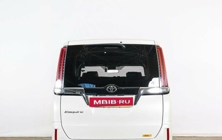 Toyota Esquire I, 2017 год, 2 399 000 рублей, 6 фотография