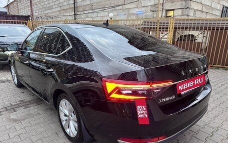 Skoda Superb III рестайлинг, 2020 год, 2 400 000 рублей, 7 фотография