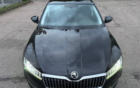 Skoda Superb III рестайлинг, 2020 год, 2 400 000 рублей, 13 фотография
