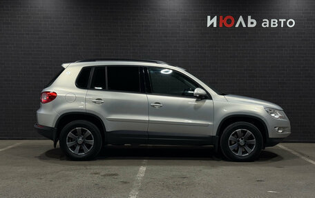 Volkswagen Tiguan I, 2010 год, 1 090 000 рублей, 4 фотография