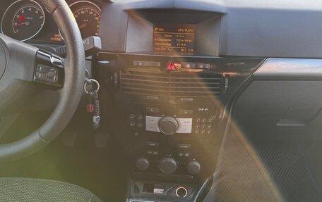 Opel Astra H, 2008 год, 400 000 рублей, 17 фотография