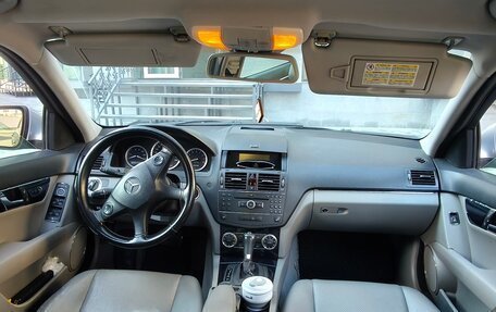 Mercedes-Benz C-Класс, 2007 год, 590 000 рублей, 8 фотография