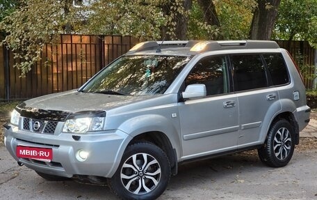 Nissan X-Trail, 2006 год, 850 000 рублей, 2 фотография