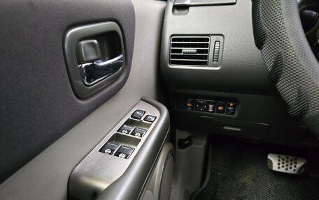 Nissan X-Trail, 2006 год, 850 000 рублей, 25 фотография
