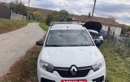 Renault Logan II, 2018 год, 590 000 рублей, 2 фотография