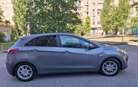 Hyundai i30 II рестайлинг, 2013 год, 850 000 рублей, 2 фотография