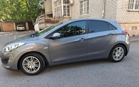 Hyundai i30 II рестайлинг, 2013 год, 850 000 рублей, 4 фотография