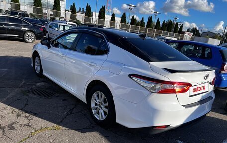 Toyota Camry, 2021 год, 2 495 000 рублей, 3 фотография