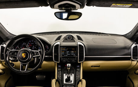 Porsche Cayenne III, 2015 год, 3 699 000 рублей, 14 фотография