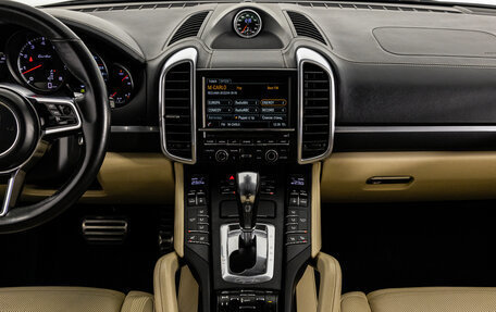 Porsche Cayenne III, 2015 год, 3 699 000 рублей, 16 фотография