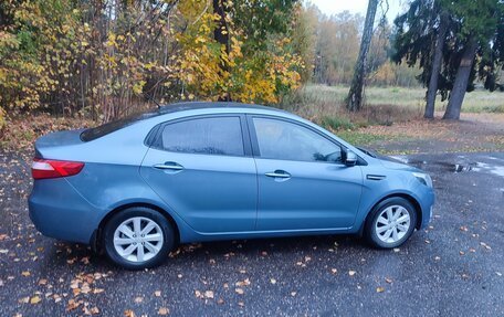 KIA Rio III рестайлинг, 2013 год, 850 000 рублей, 2 фотография