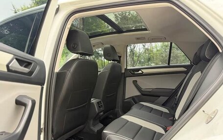 Volkswagen T-Roc I, 2023 год, 1 999 999 рублей, 19 фотография