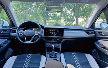 Volkswagen Bora, 2023 год, 1 021 700 рублей, 8 фотография