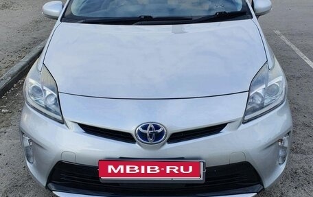 Toyota Prius, 2013 год, 105 000 рублей, 1 фотография