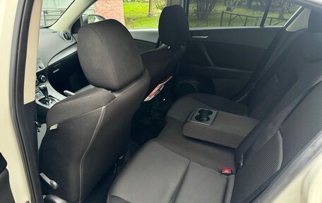 Mazda 3, 2013 год, 930 000 рублей, 13 фотография