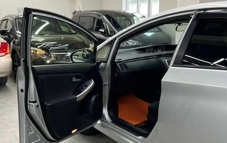 Toyota Prius, 2013 год, 105 000 рублей, 11 фотография
