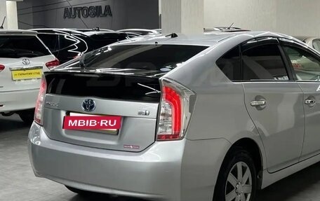 Toyota Prius, 2013 год, 105 000 рублей, 4 фотография