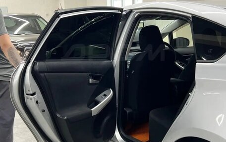 Toyota Prius, 2013 год, 105 000 рублей, 15 фотография