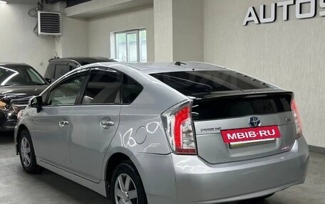 Toyota Prius, 2013 год, 105 000 рублей, 5 фотография