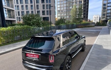 Rolls-Royce Cullinan, 2025 год, 59 000 000 рублей, 5 фотография