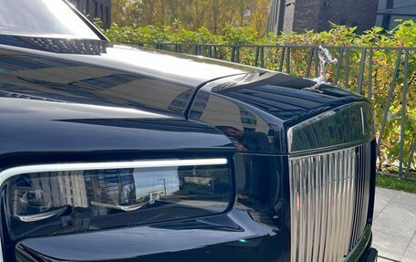 Rolls-Royce Cullinan, 2025 год, 59 000 000 рублей, 13 фотография