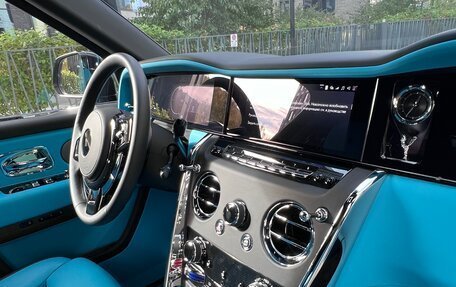 Rolls-Royce Cullinan, 2025 год, 59 000 000 рублей, 27 фотография
