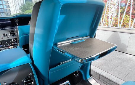 Rolls-Royce Cullinan, 2025 год, 59 000 000 рублей, 33 фотография