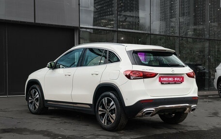 Mercedes-Benz GLA, 2020 год, 3 750 000 рублей, 6 фотография