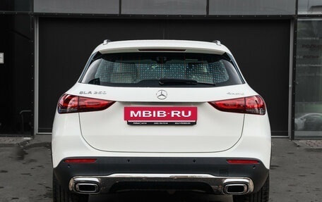 Mercedes-Benz GLA, 2020 год, 3 750 000 рублей, 5 фотография