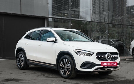 Mercedes-Benz GLA, 2020 год, 3 750 000 рублей, 3 фотография