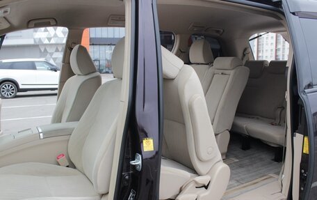 Toyota Estima III рестайлинг -2, 2013 год, 1 900 000 рублей, 3 фотография
