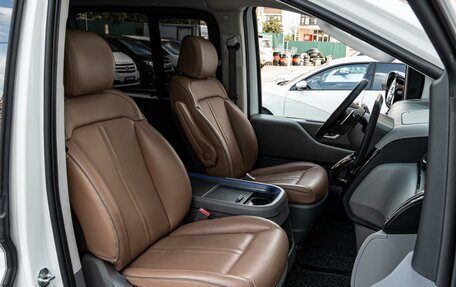 Hyundai Staria, 2022 год, 4 290 000 рублей, 8 фотография
