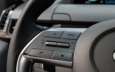 Hyundai Staria, 2022 год, 4 290 000 рублей, 17 фотография