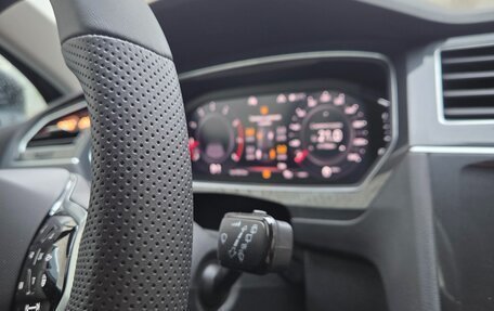 Volkswagen Tiguan II, 2019 год, 3 350 000 рублей, 13 фотография