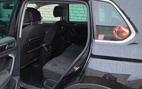 Volkswagen Tiguan II, 2019 год, 3 350 000 рублей, 17 фотография
