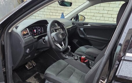 Volkswagen Tiguan II, 2019 год, 3 350 000 рублей, 16 фотография