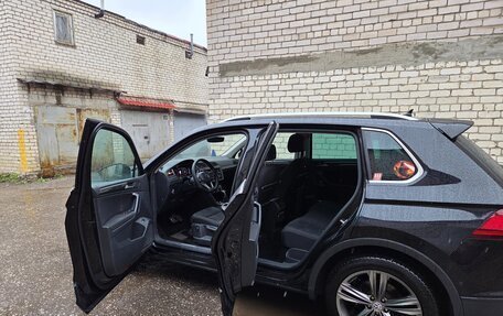 Volkswagen Tiguan II, 2019 год, 3 350 000 рублей, 23 фотография