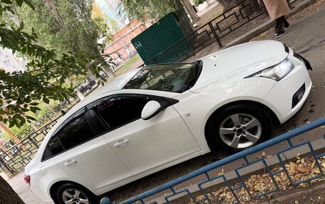 Chevrolet Cruze II, 2012 год, 690 000 рублей, 4 фотография