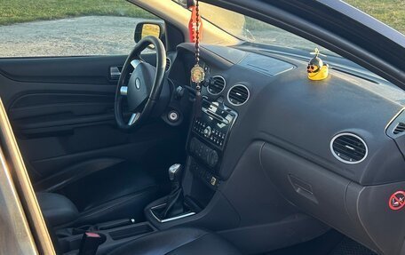 Ford Focus II рестайлинг, 2005 год, 390 000 рублей, 15 фотография