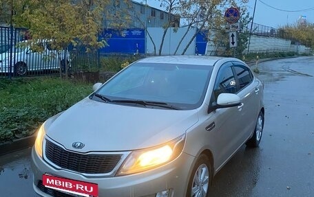KIA Rio III рестайлинг, 2015 год, 1 100 000 рублей, 3 фотография