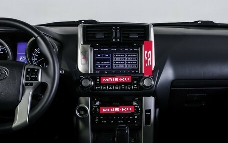 Toyota Land Cruiser Prado 150 рестайлинг 2, 2012 год, 2 990 000 рублей, 13 фотография