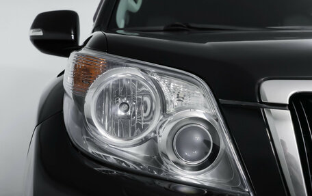 Toyota Land Cruiser Prado 150 рестайлинг 2, 2012 год, 2 990 000 рублей, 21 фотография