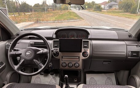 Nissan X-Trail, 2005 год, 700 000 рублей, 14 фотография