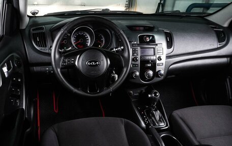 KIA Cerato III, 2010 год, 699 000 рублей, 6 фотография
