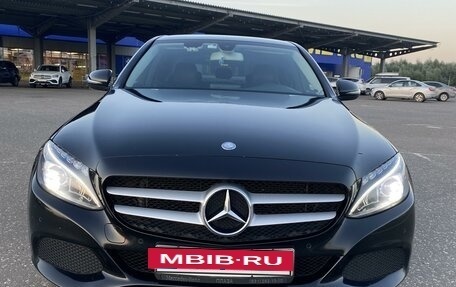 Mercedes-Benz C-Класс, 2017 год, 1 750 000 рублей, 13 фотография